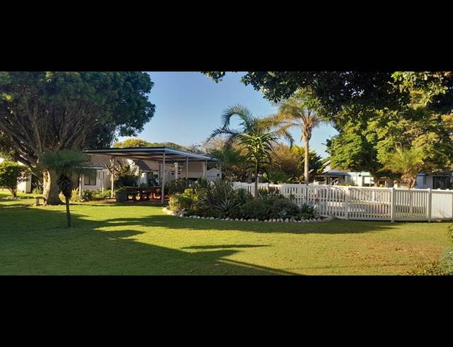 2 BEDROOM TOWNHOUSE FOR SALE IN PARADISE BEACH